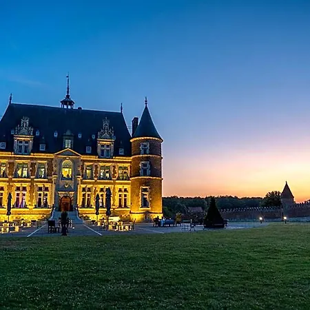 Chateau De Tilly Hotel 4*