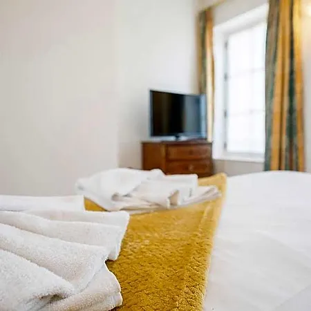 Hotel Chateau De Tilly Cleon